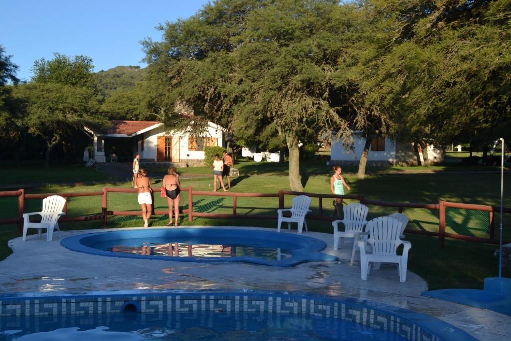 Cabanas Los Algarrobos فيلا جنرال بيلجرانو المظهر الخارجي الصورة