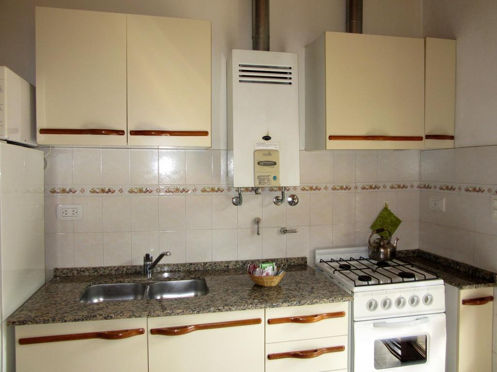 Cabanas Los Algarrobos فيلا جنرال بيلجرانو المظهر الخارجي الصورة